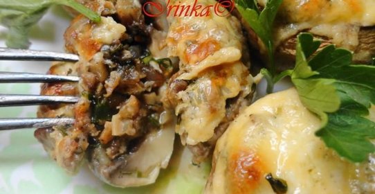 Фаршированные шампиньоны запеченные с сыром в духовке