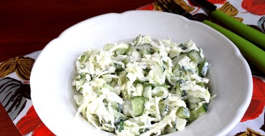 Овощной салат с кольраби