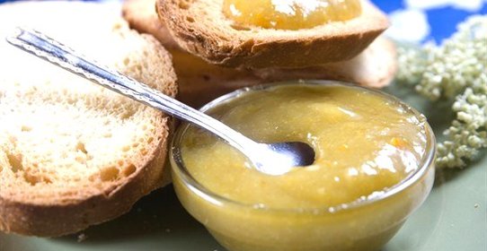 Желе из ревеня