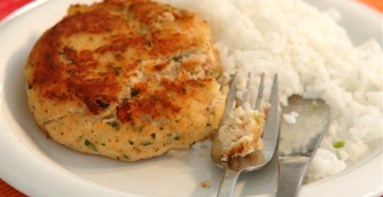 Рыбные котлеты на пару