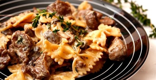 Паста с индейкой и грибами