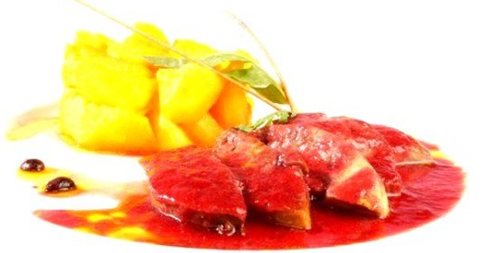 Вишневый джем с копченой паприкой и тимьяном