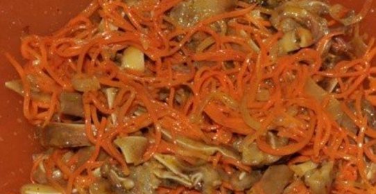 Маринованные свиные уши по‑корейски