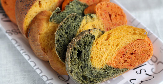 Трехцветный хлеб