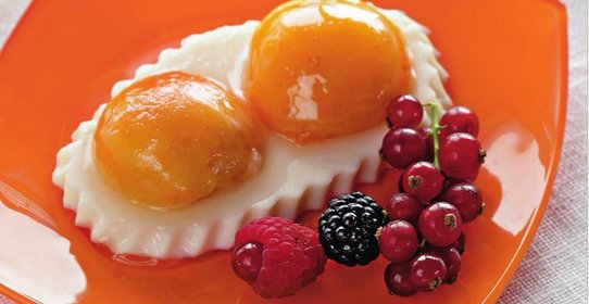 «Глазунья» из абрикосов