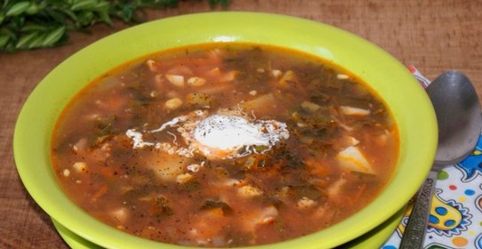 Борщ на курином бульоне