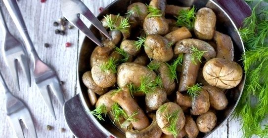 Шампиньоны в соево-медовом маринаде