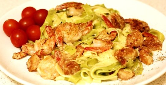 Феттучини с креветками