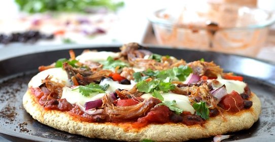 Пицца на толстом тесте