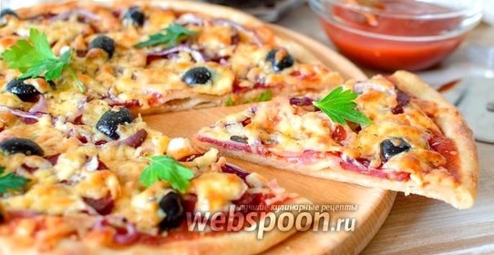 Пицца с колбасой и сыром