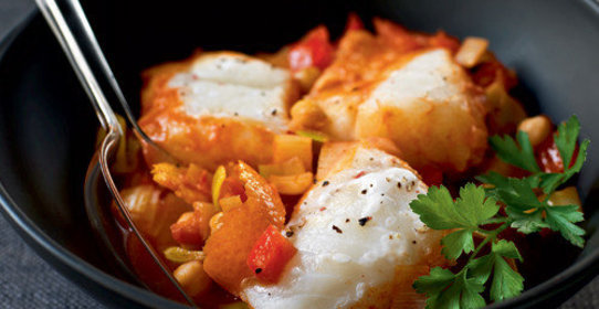 Рагу из трески с помидорами