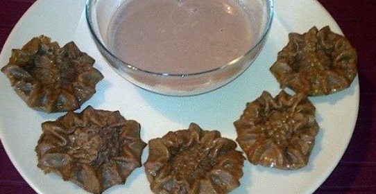 Бисквитное печенье «МусКо» к соусу сабайон с виноградным соком