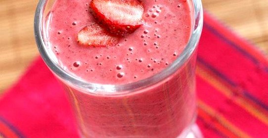 Коктейль клубника со сливками