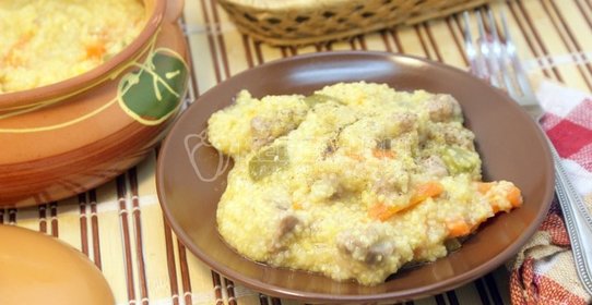 Кукурузная каша с мясом по-деревенски