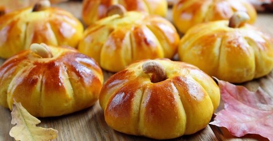 Дрожжевые булочки тыковки