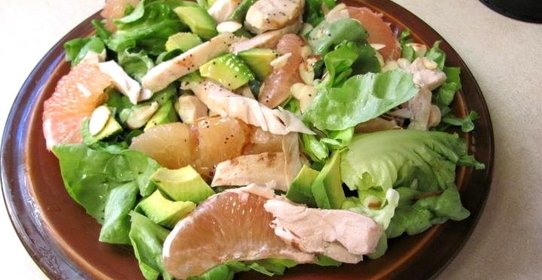 Куриный салат с грейпфрутом