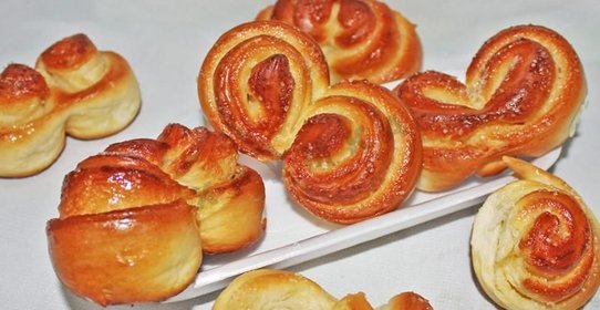 булочки плюшки московские