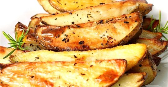 Картофель по‑деревенски с розмарином