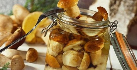 Маринованные белые грибы