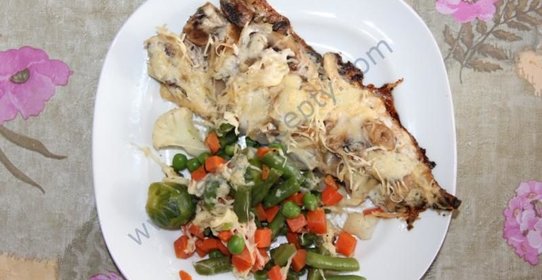 Скумбрия запеченная с грибами и сыром