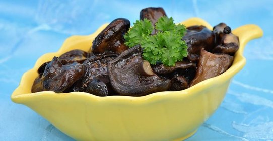 Маринованные грибы «С настроением»