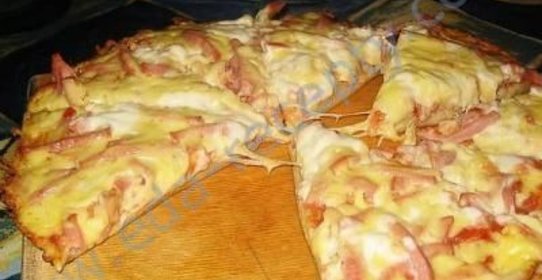 Пицца на дрожжевом тесте на молоке в духовке