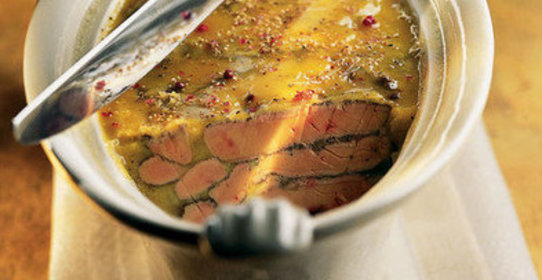 Хлеб с розмарином и изюмом