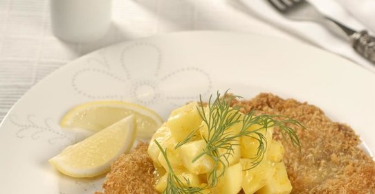 Свиной шницель с яблочным соусом