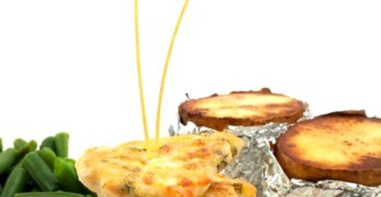 Оладьи из соленой трески с томатным соусом