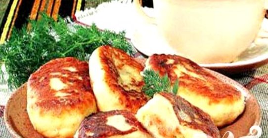 Пирожки картофельные с капустой
