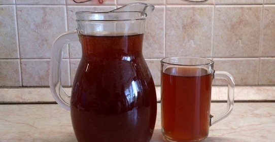 Домашний квас из ржаного хлеба без дрожжей