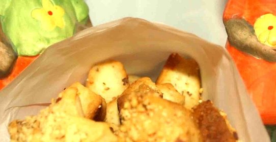 Сырное печенье с миндалем