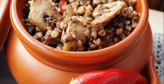 Гречневая каша с грибами и восточным акцентом