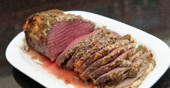 Говядина, запеченная куском