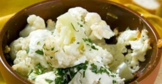 Овощи, тушеные в горшочке