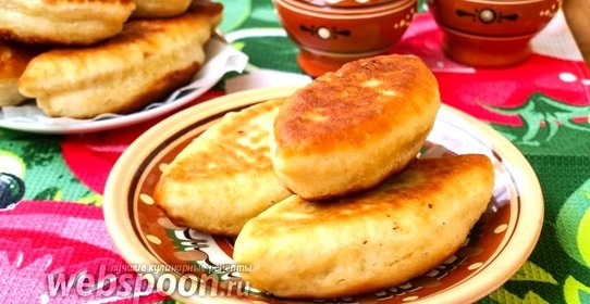 Пирожки с капустой из заварного дрожжевого теста жареные