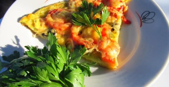 Гавайская пицца с ананасами и курицей