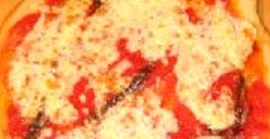 Пицца с анчоусами