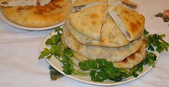 Хачапури с мясом