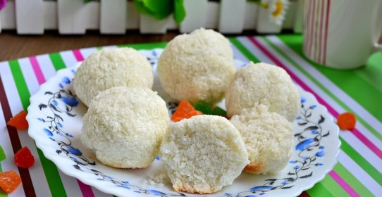 Печенье из кокосовой стружки в мультиварке