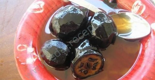 Варенье из орехов