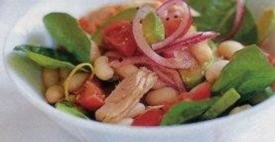 Салат из фасоли и тунца