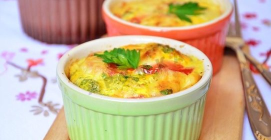Фритата омлет с ветчиной и сыром
