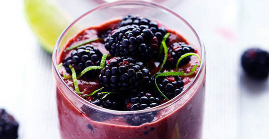 Ежевичный смузи с лаймом