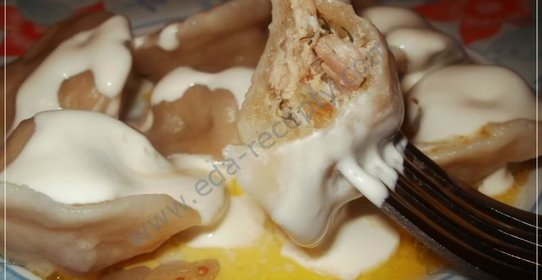 Свиные пельмени с начинкой из отварного мяса