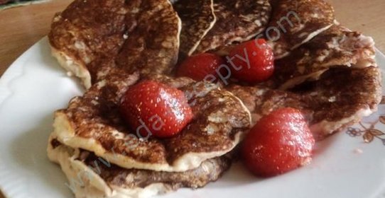 Гречневые дрожжевые блины на молоке