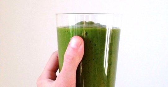 Зеленый коктейль с патиссонами