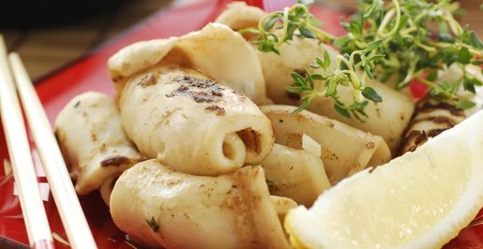 Кальмары в остром соусе