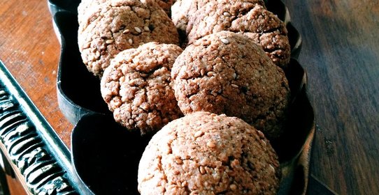 Марокканское печенье гхуриба с кунжутом