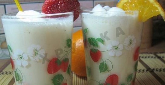 Молочный банановый коктейль